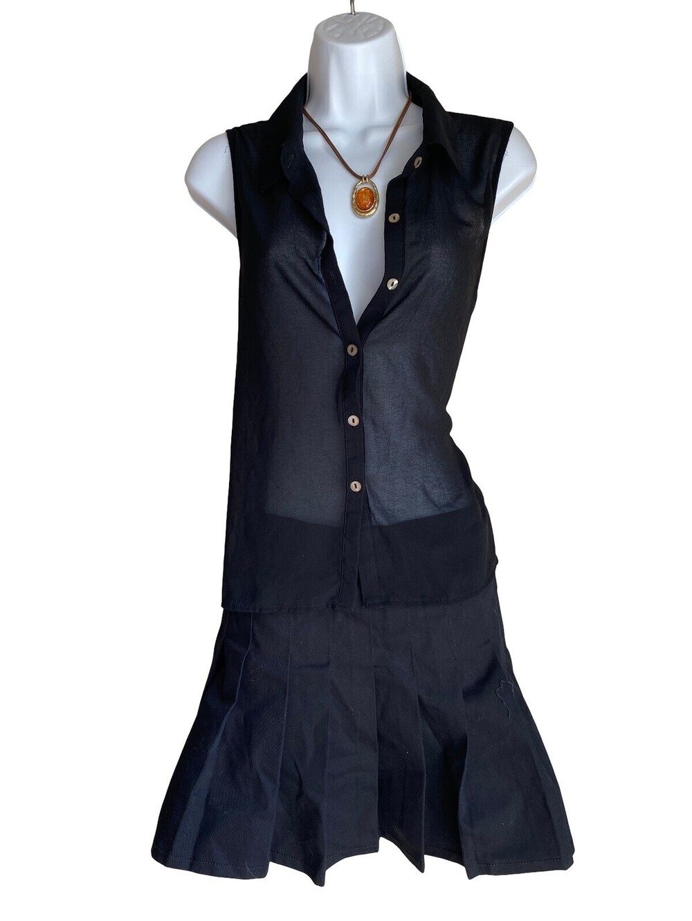 VTG IRIS BASIC Women's Plus 1X Black Sleeveless Button Up Blouse Goth Grung Tope
